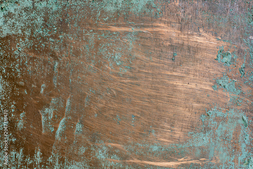 Foto Corroded copper sheet texture with turquoise patina paint