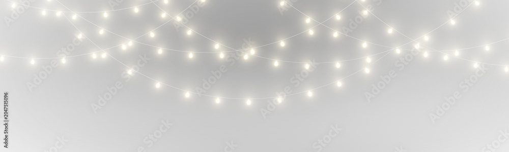Fototapeta premium PNG. Golden Christmas lights string with sparkling glow. Elegant decoration for luxury holiday themes. Works well for posters and cards.