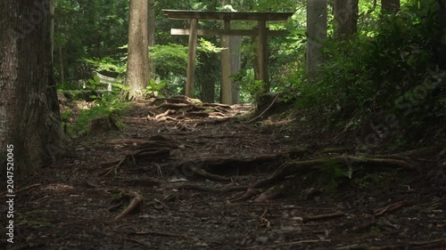 Hosshinmon-oji on the World Heritage Kumano Kodo Nakahechi, Hongu, Tanabe, Wakayama　世界遺産・熊野古道中辺路「発心門王子」和歌山県田辺市本宮町