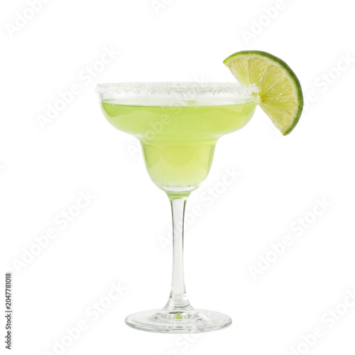 Slika na platnu Margarita cocktail with lime slice and salt rim on a transparent background PNG