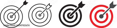 Konstfotografi Target Practice Collection: A set of four distinct target icons, featuring arrows precisely hitting the bullseye, symbolizing accuracy and goal achievement