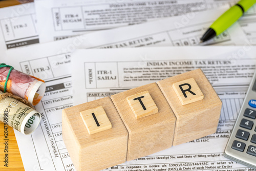Cuadro en lienzo India taxes