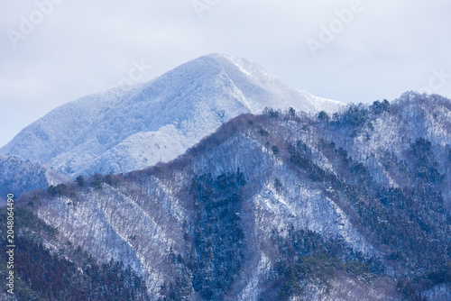 日本の風景・冬　山形　雪の立石寺（山寺）　五大堂からの眺望
