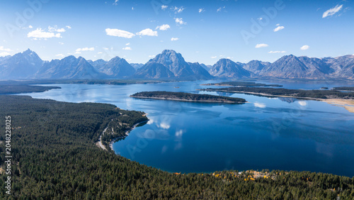 Tableau sur toile Aerial view of Jackson Lake and Moran Mountain in Grand Teton National Park, USA