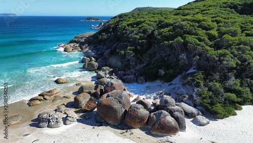 Fotografie Wilsons promontory coastline with turquoise ocean and granite boulders