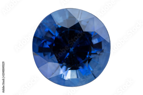 Фотография Natural blue sapphire gemstone, round brilliant cut, isolated on transparent bac