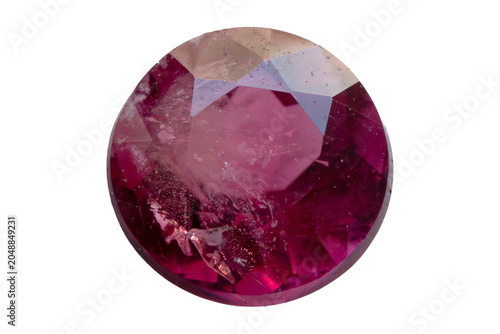 Foto Natural red beryl gemstone, round cut, isolated on transparent background