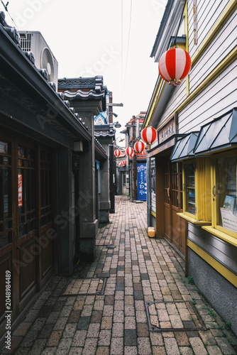 Foto 小樽、ノスタルジックな雰囲気漂う歴史的な街の風景、北海道、日本
