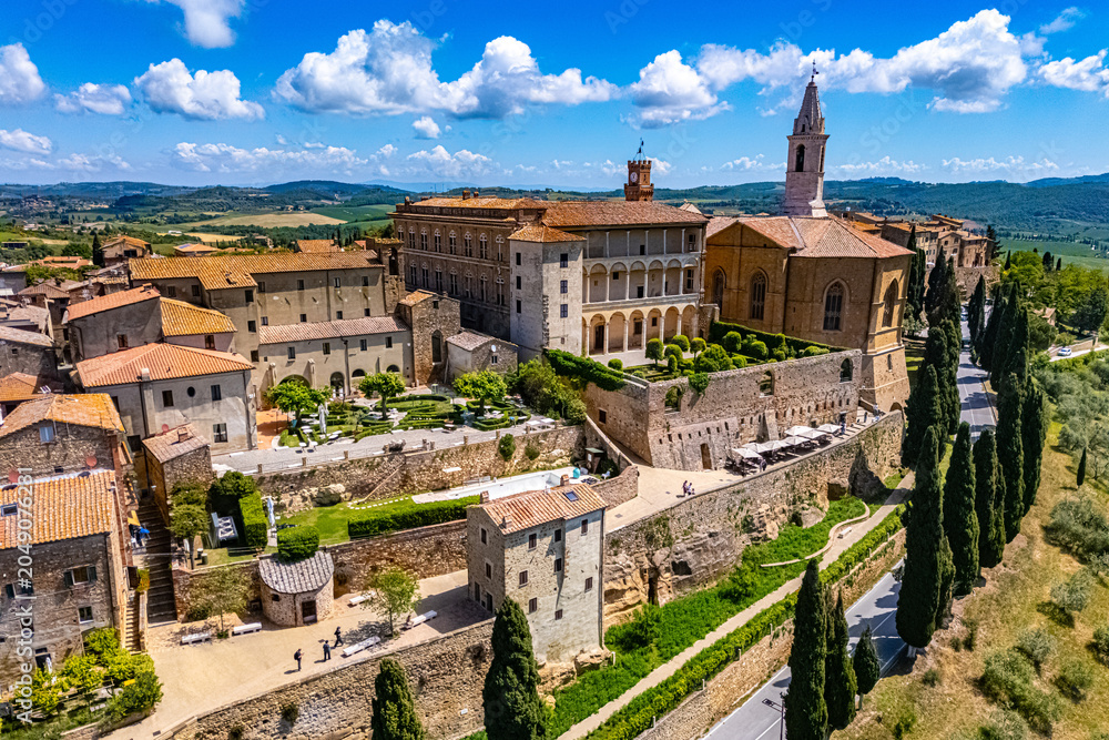 Obraz premium Aerial view of Pienza, Tuscany, Italy