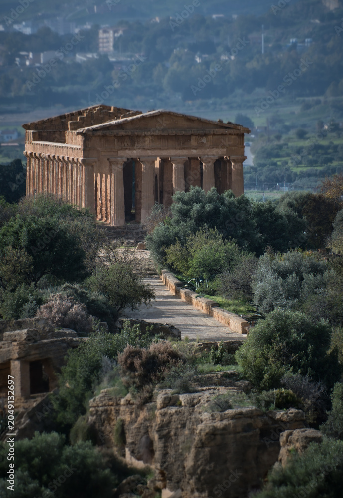 Obraz premium ruins of ancient temple