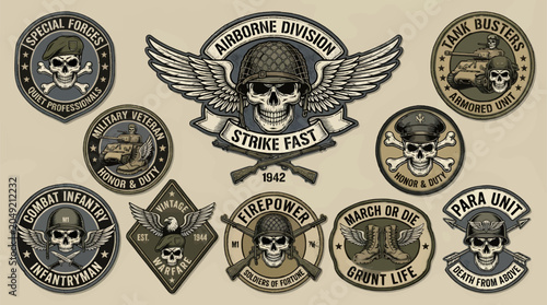 Canvastavla Vintage Military Emblem Collection with Skulls, Wings, Tanks, and Weapons, Featu