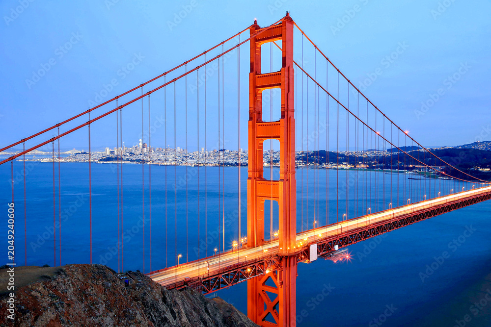 Fototapeta premium Golden Gate Bridge Hour