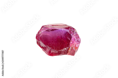 Canvastavla Very rare natural rough cat’s eye rhodolite garnet gemstone on white background,