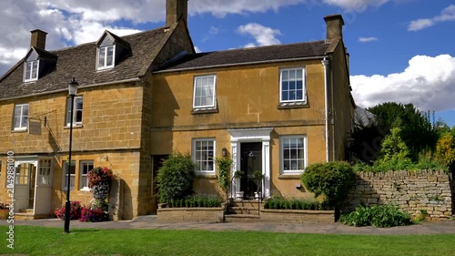 town house high street broadway cotswolds worcestershire uk