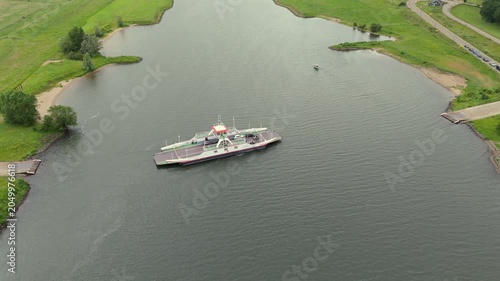Crossing ferry (Wijk bij Duurstede NL)