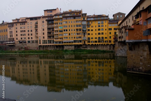 фотографія ponte vecchio florence italy
