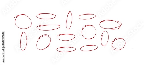 Fotografía Hand drawn red line brush oval set
