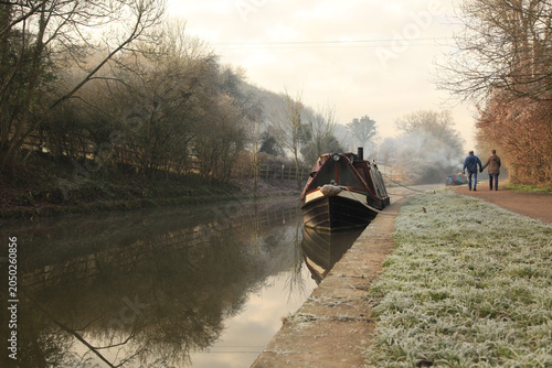 Photos Narrowboat in Winter
