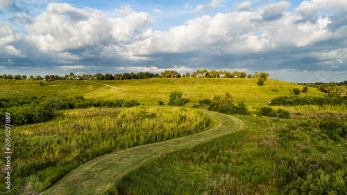 Fotografie Celery Fields features a prominent hill—a landmark in Sarasota, Florida