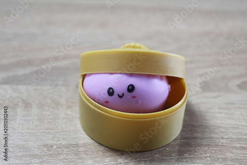 Anti-stress dumpling squishy pink close-up