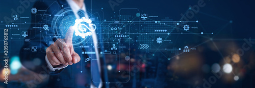 Fotografie DevOps bridges software coding and operations