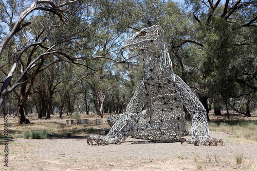 Tableau sur toile Sculpture of a sand goanna