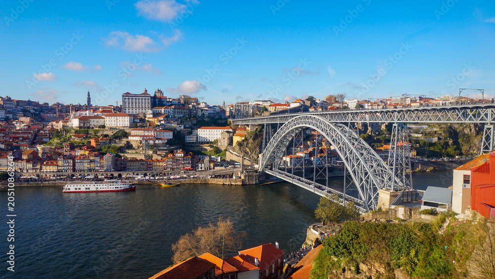 Fototapeta premium Dom Luis I Bridge and Porto Cityscape Over Douro River