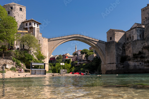 Foto Stari Most, wiederaufgebaute alte Brücke, Altstadt, Mostar, Bosnien und Herzegowina, 18
