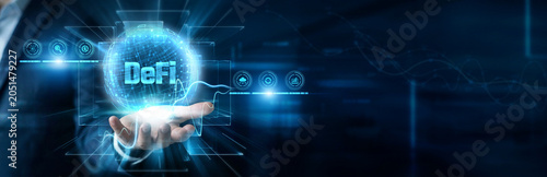 Φωτογραφία Crypto Investor Hand Hold Decentralized Finance (Defi), and smart contract walle