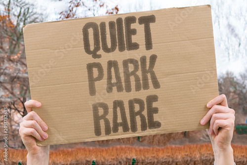 Tableau sur toile "Quiet park rare" Silent public spaces diminishing