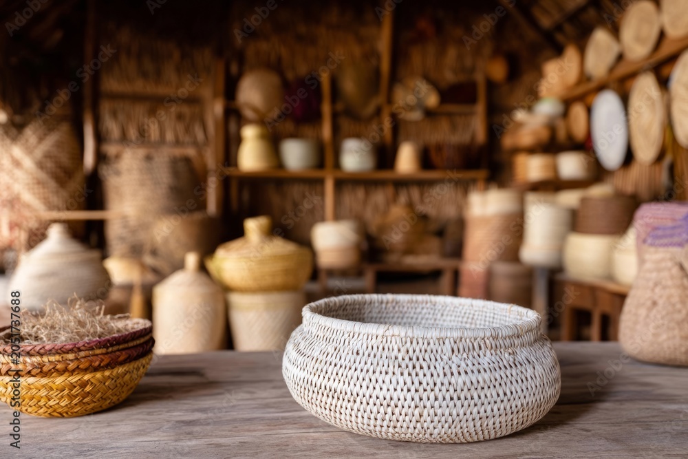 Fototapeta premium Traditional Handwoven Palm Baskets in Rustic Storage Setting Showcasing Cultural Heritage and Craftsmanship