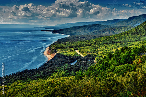 Foto Panoramic coastal landscape along the Cabot Trail, Cape Breton Island, Nova Scot