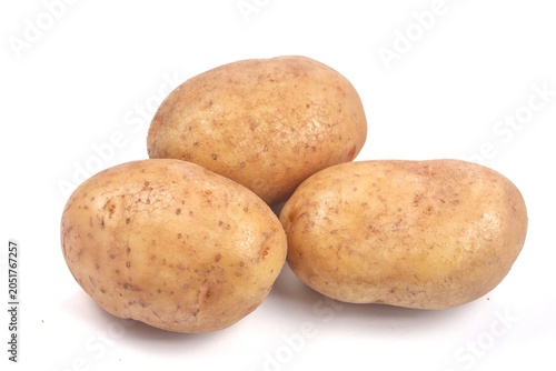 Quadro su tela Fresh raw potato isolated on a white background