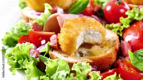 fried goat cheese salad with croutons