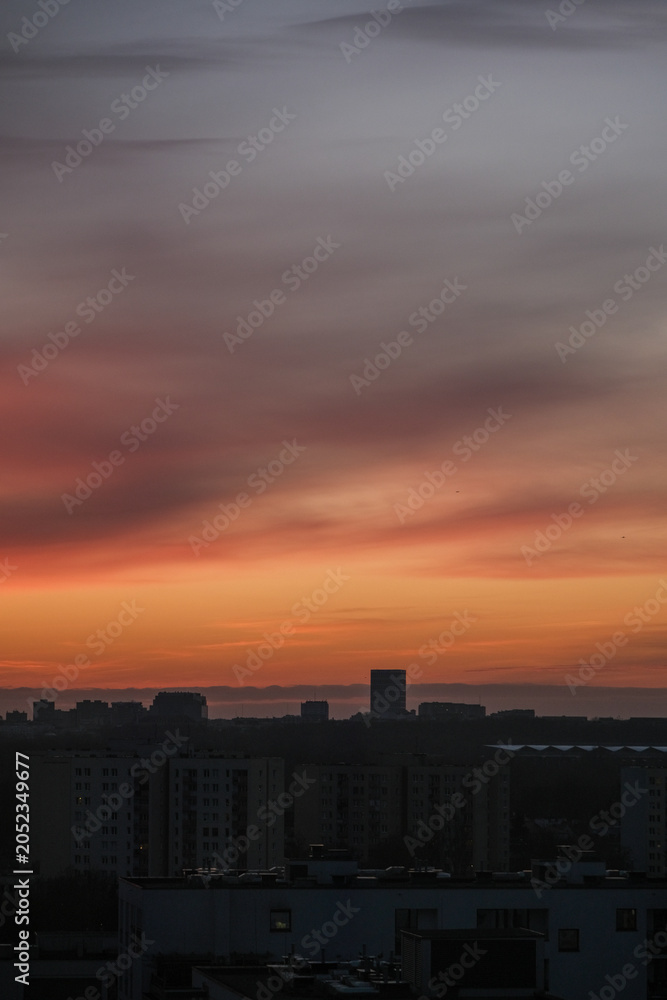 Obraz premium Vertical view of Warsaw twilight skyline
