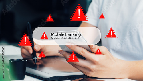 Fotografie User receives scam call message about suspicious activity in mobile banking acco