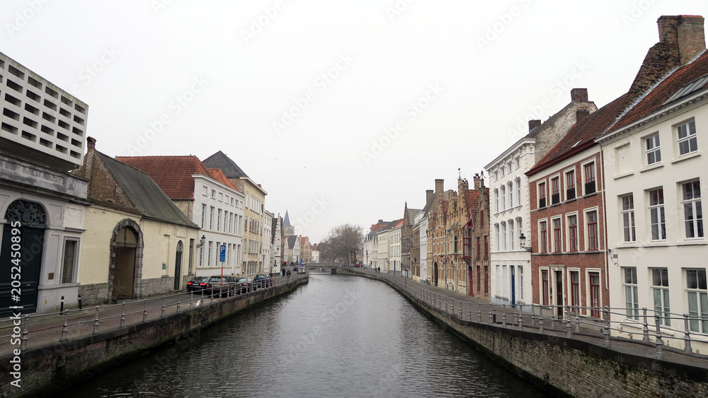 Obraz premium Bruges, Belgium. Brugge-Zeebrugge Canal, waterway built between 1896 and 1907 to connect Brugge (Bruges) in Belgium with the North Sea.