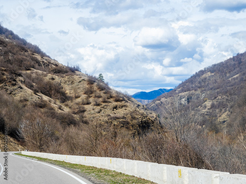 Fotografie M6 highway in Lori region of Armenia in March