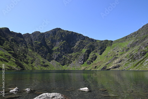 Photos the lake at the top of cadiar idris