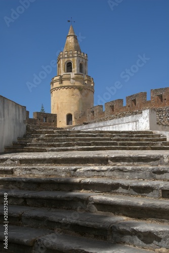 Obraz na plátne moore castle fortress building with pointed towers