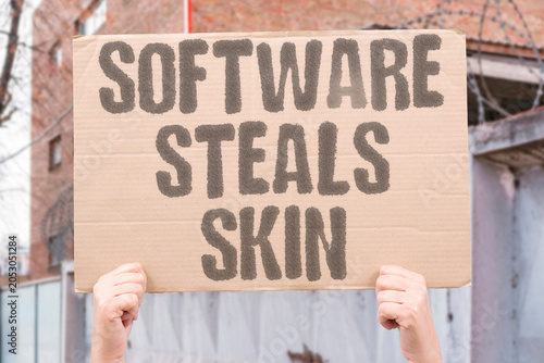 Konstfotografi "Software steals skin" AI clones appearance without approval