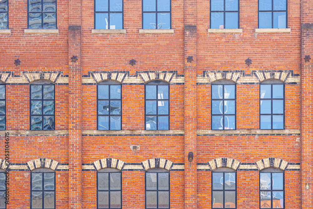 Naklejka premium Colonial brick wall and window pattern