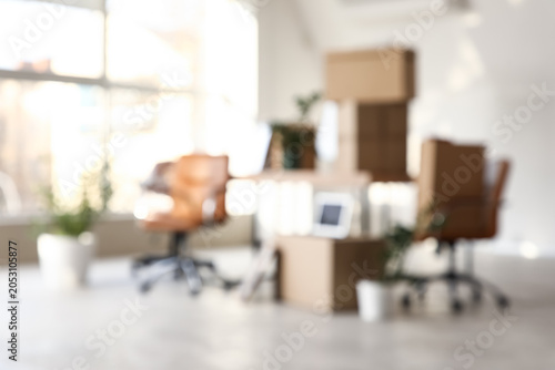 Blurred office relocation w...