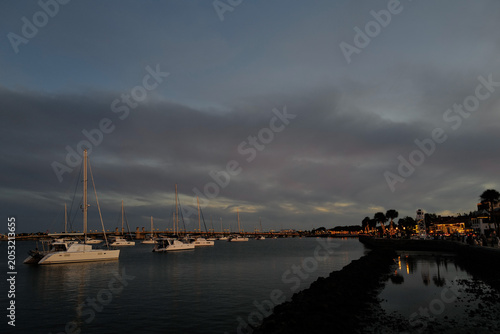 Canvas Print Low tide on the river just outside St