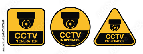 Foto CCTV in operation signs three yellow warning labels with security camera icons,