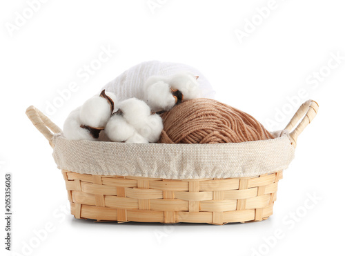 Natural cotton bolls and ya...