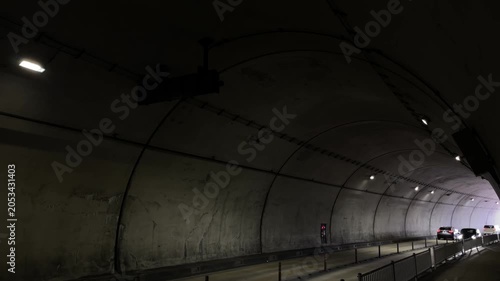 トンネル 交通 日本 歩道
