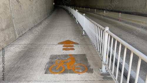 トンネル 交通 日本 歩道