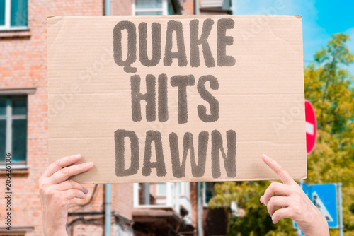 Φωτογραφία "Quake hits dawn" Morning tremor catches city asleep