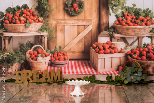 strawberry background for smashcake